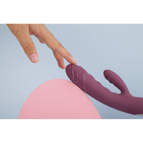 Svakom Avery Thrusting Rabbit Vibrator with Clitoral Stimulator – image number 3