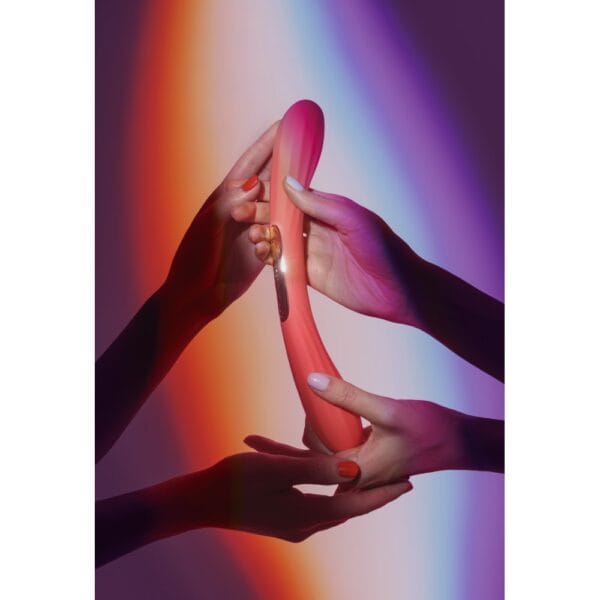 LELO Boomerang Purple Dual Ended Vibrator – image number 4