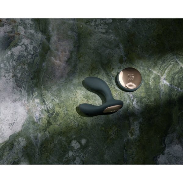 LELO Hugo 2 Black Remote Controlled Prostate Massager – image number 3